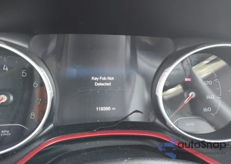 2021 Jeep Compass Trailhawk 4X4 from USA, damaged, VIN 3C4NJDDB1MT529178